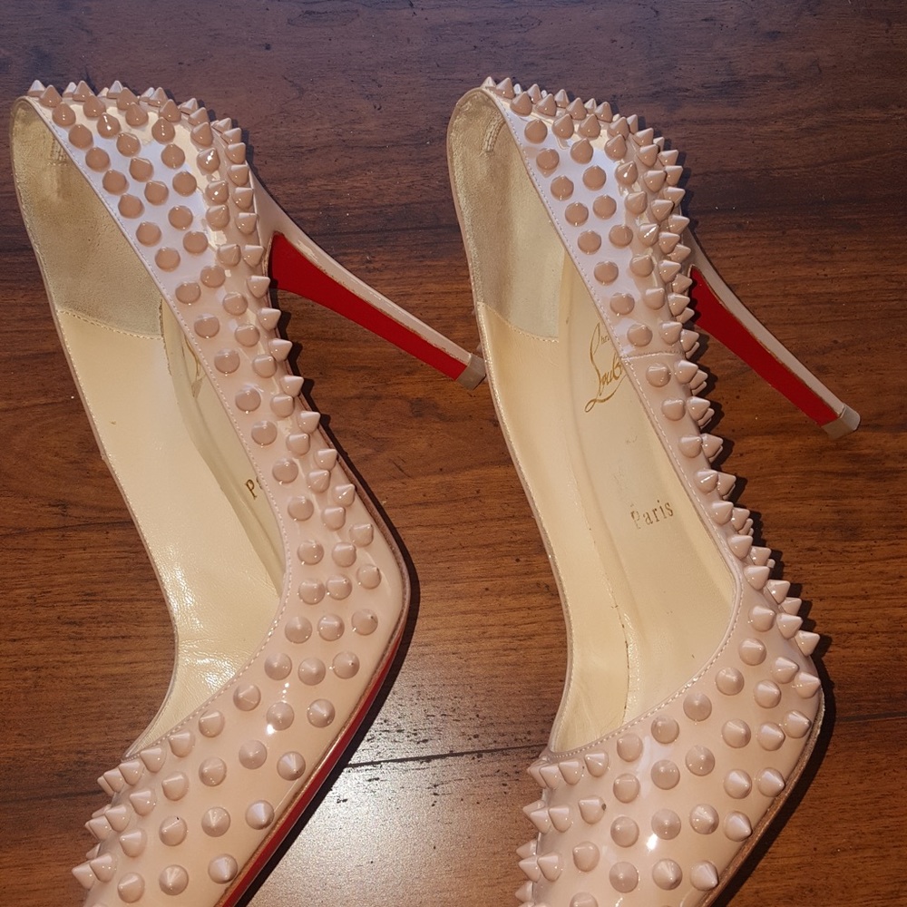 Christian Louboutin Pigalle Spikes 100 Size 40
